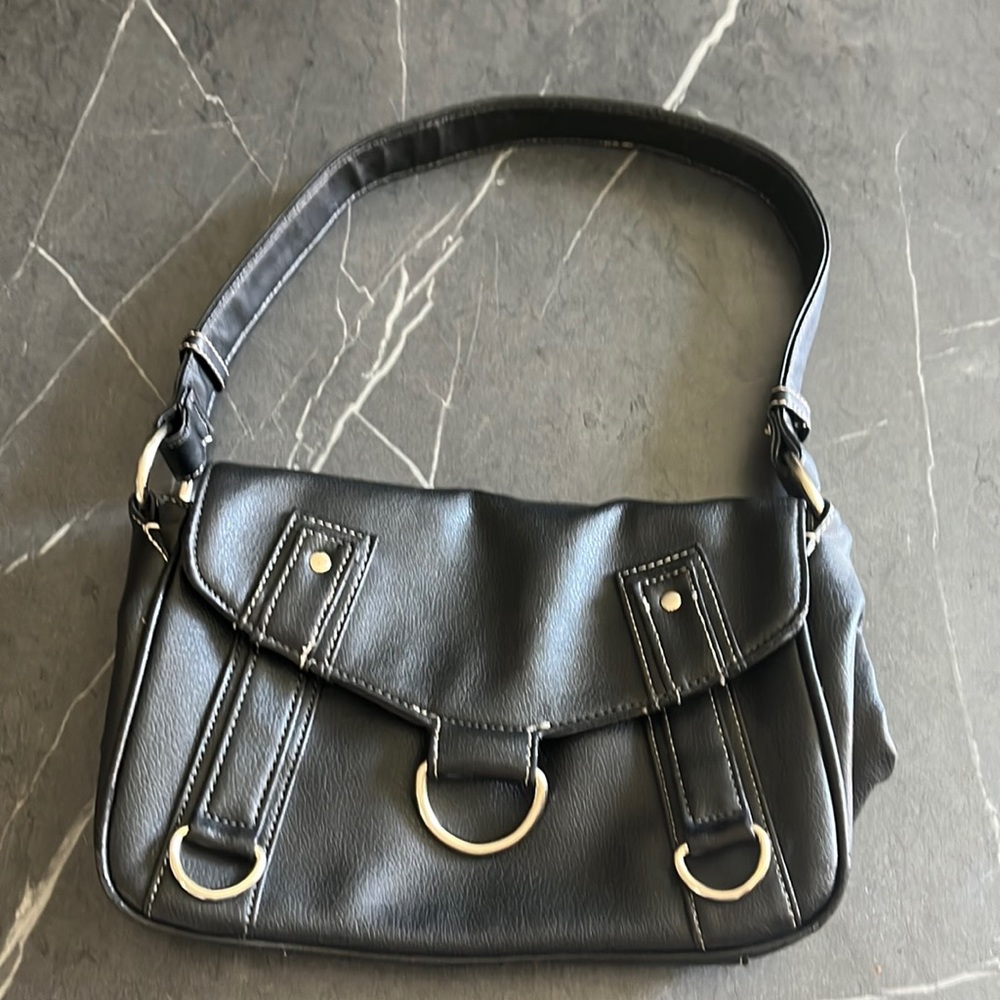 Very cute early 2000’s emo goth girl handbag